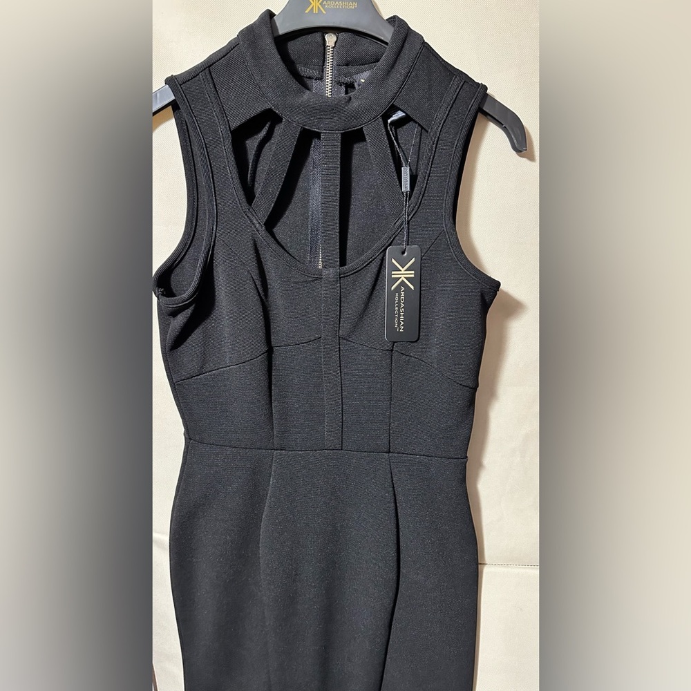 NWT Black body con dress